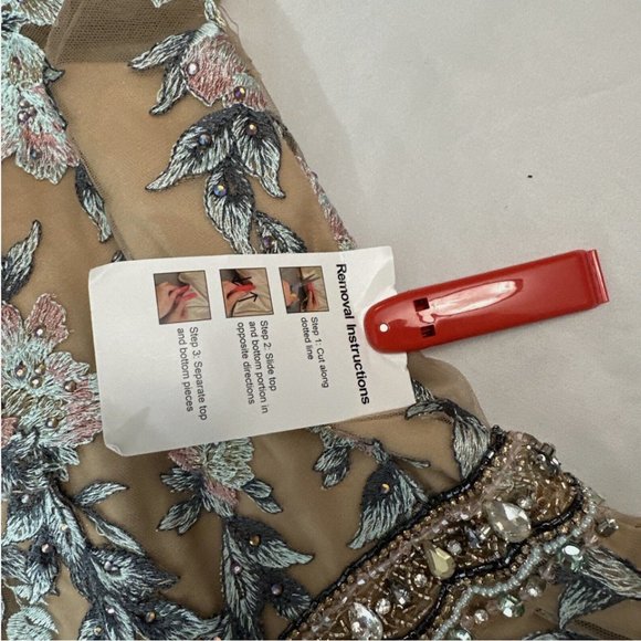 NWT $798 Mac Duggal [ 14 ] Floral Embroidered Long Sleeve Trumpet Gown Nude Q624 - Picture 4 of 16